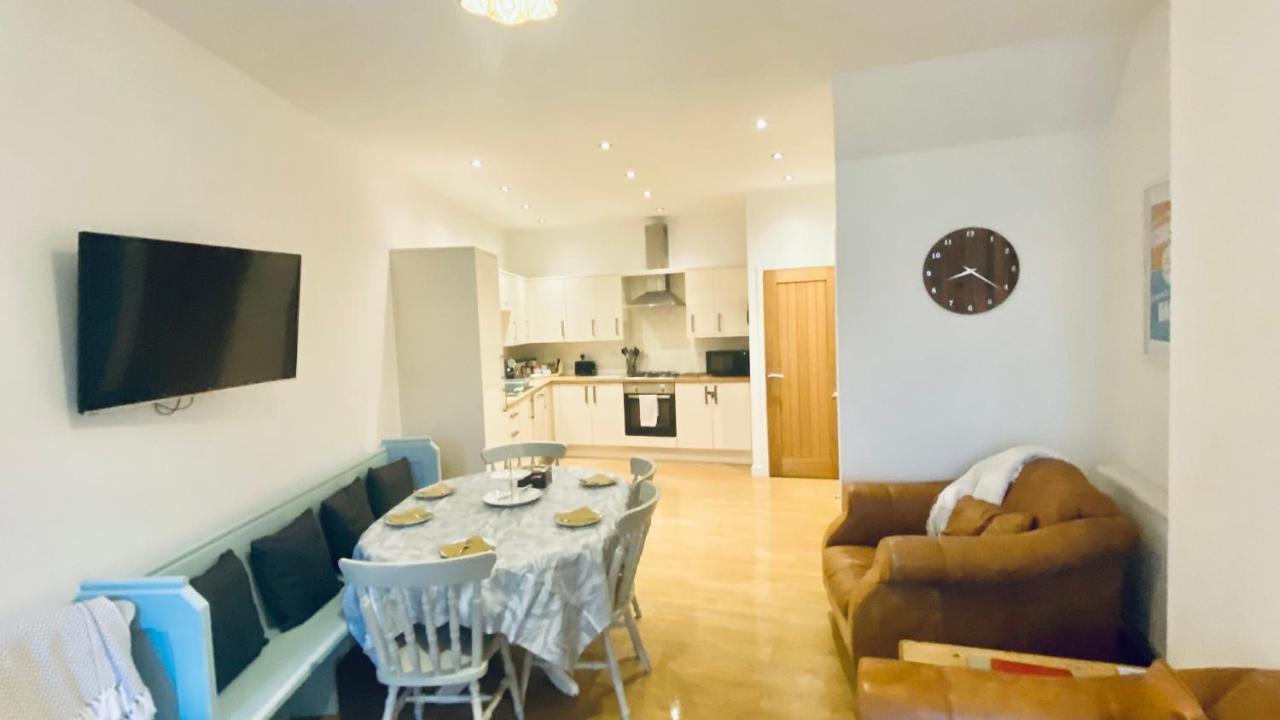The Bonting Beautiful Three Bed Townhouse Near Harbour And Beach Torquay Extérieur photo