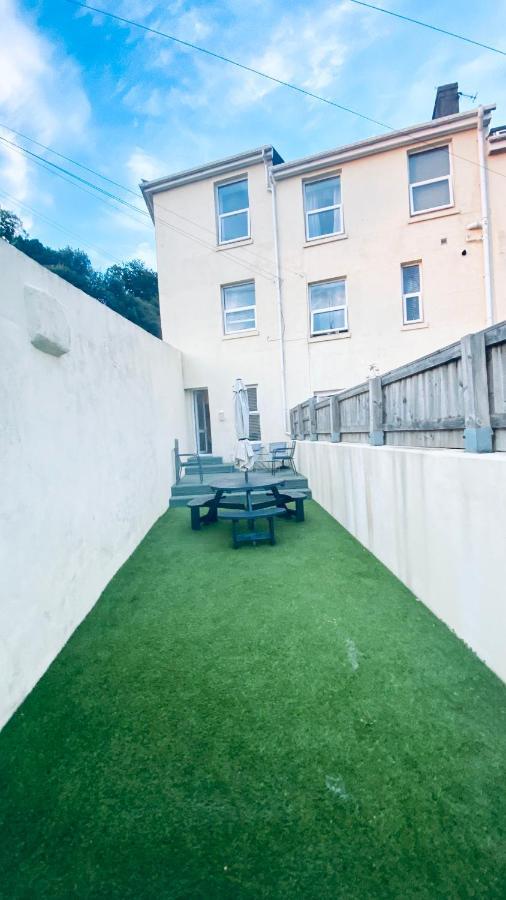 The Bonting Beautiful Three Bed Townhouse Near Harbour And Beach Torquay Extérieur photo